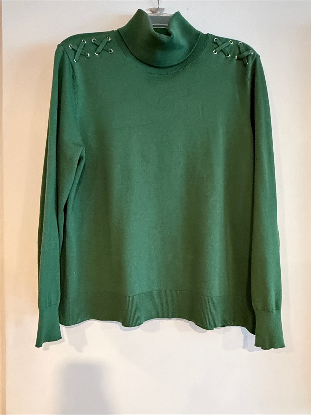 Green Lace-Accent Turtleneck Sweater